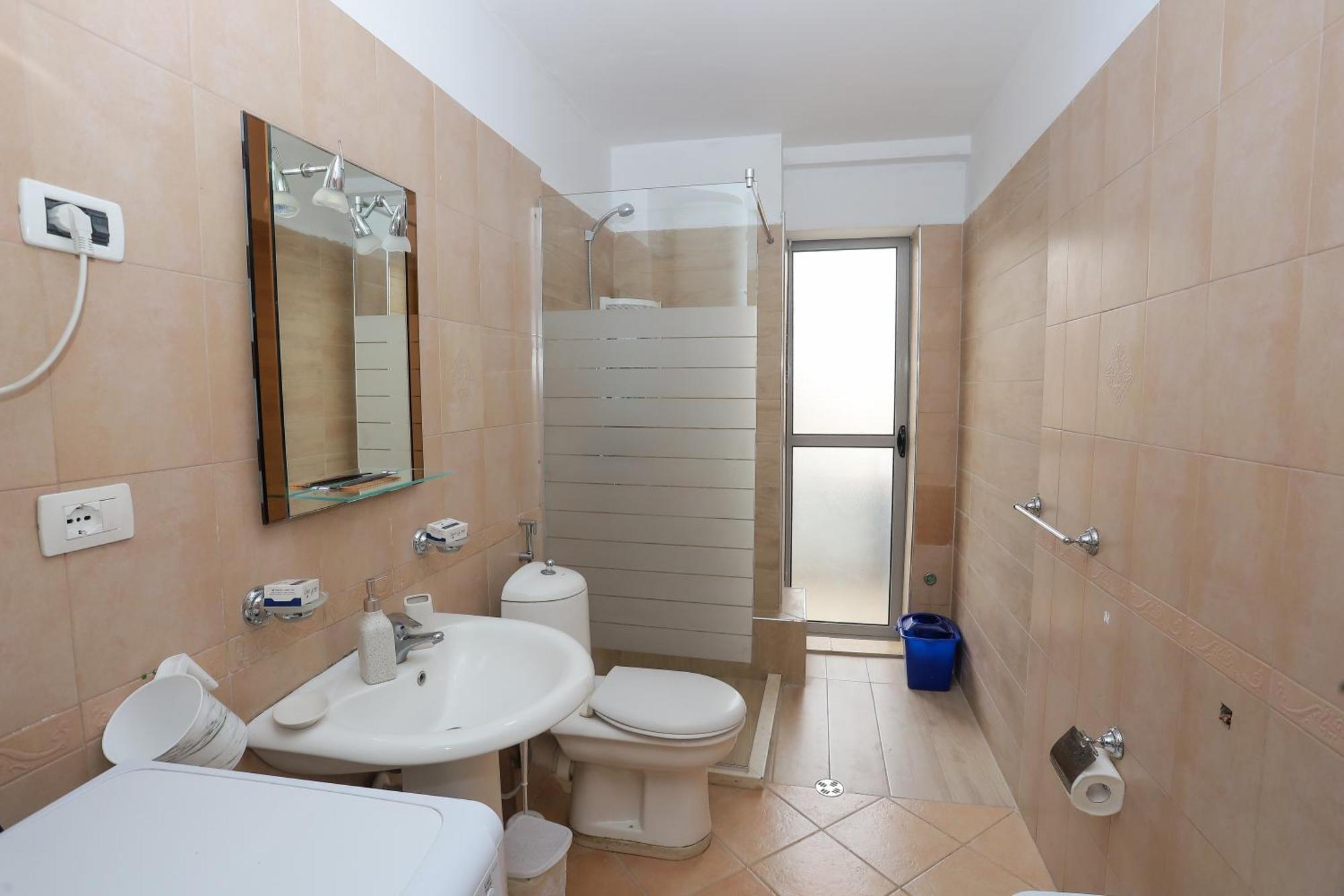 New Bazar Selvia Apartment Tiran Dış mekan fotoğraf
